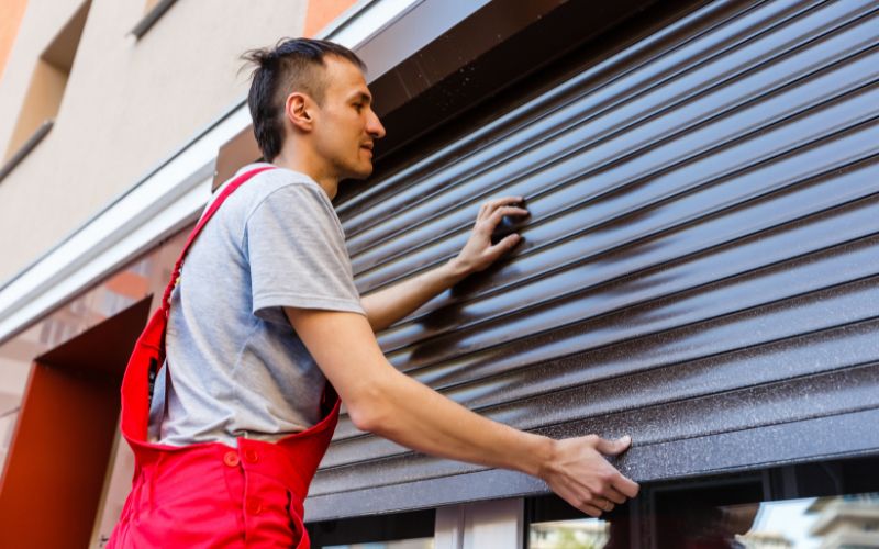 Fitter for Blinds and Shutters